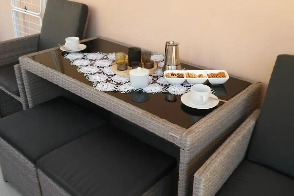 Apartma Nada, Tu Boste V Centru Poletnega Utripa Πούλα Κροατία